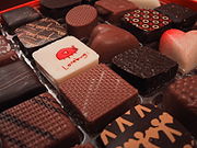180px-Valentines_Day_Chocolates_from_2005.jpg